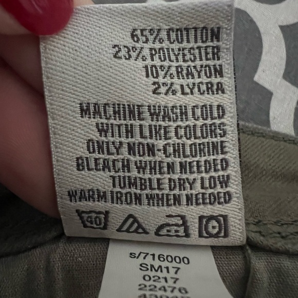 American Rag Women's Distressed Olive Green Shorts - Picture 4 of 5